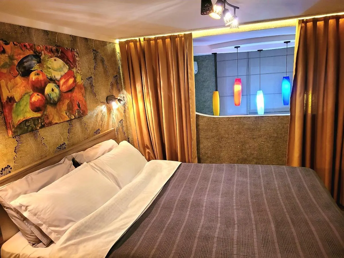 Cozy 2 Levels Apartment On The First Line To The Sea Batumi