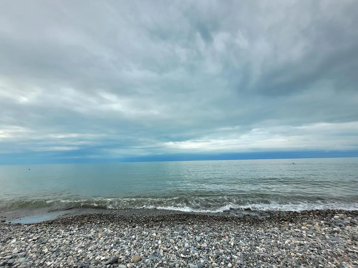Cozy 2 Levels Apartment On The First Line To The Sea Batumi