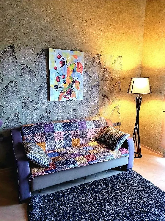 Cozy 2 Levels Apartment On The First Line To The Sea باتومي