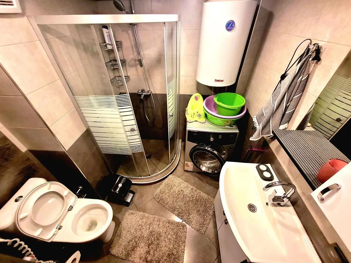 Cozy 2 Levels Apartment On The First Line To The Sea باتومي 0*,  جورجيا